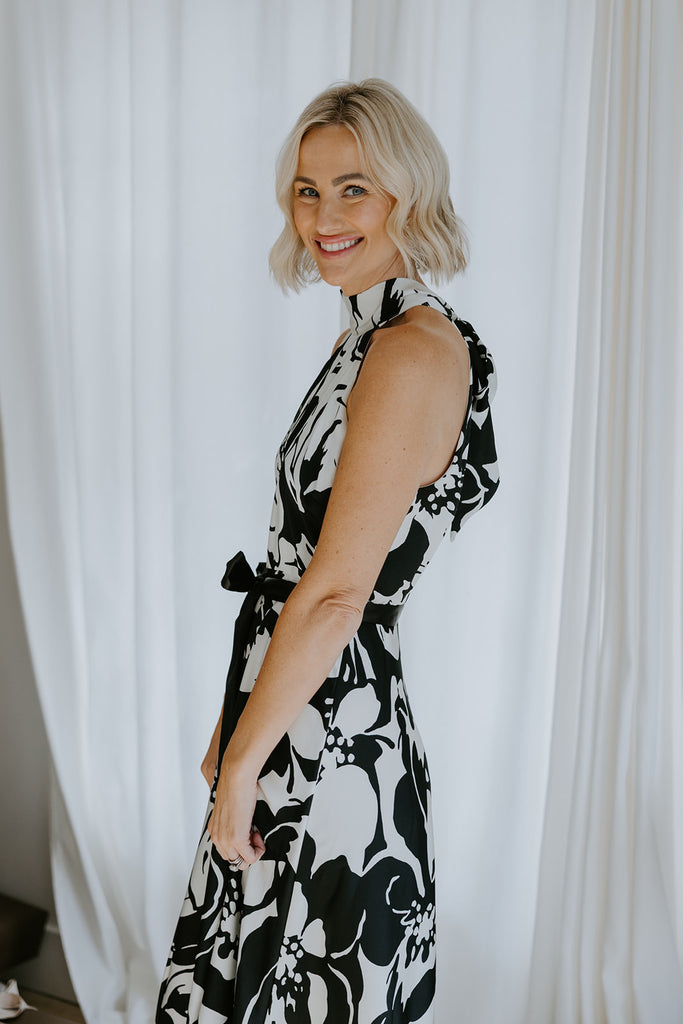 Mock Neck Sleeveless Maxi