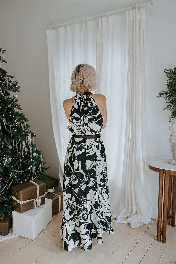 Mock Neck Sleeveless Maxi