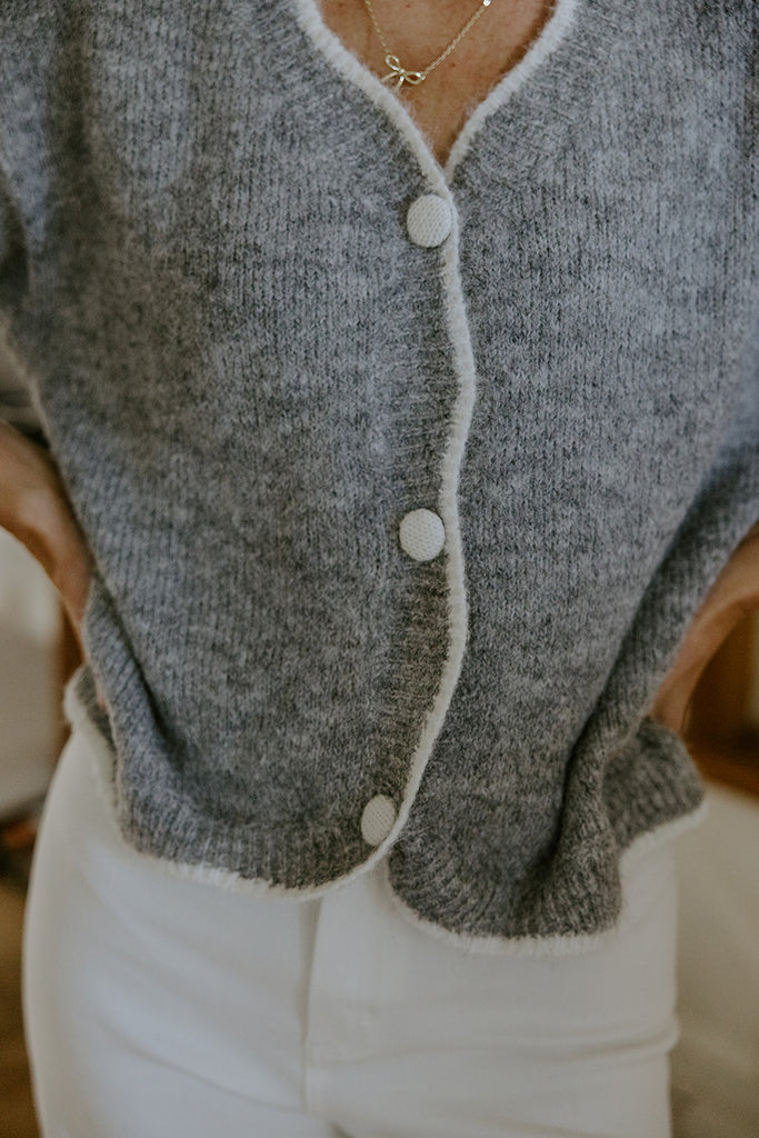 Scalloped Sweater With White Trim - Grey