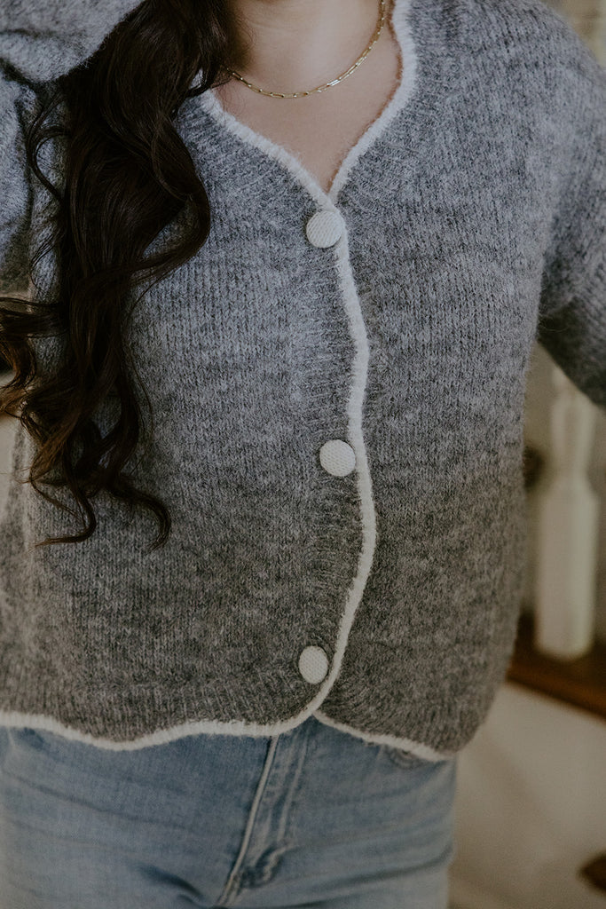 Scalloped Sweater With White Trim - Grey