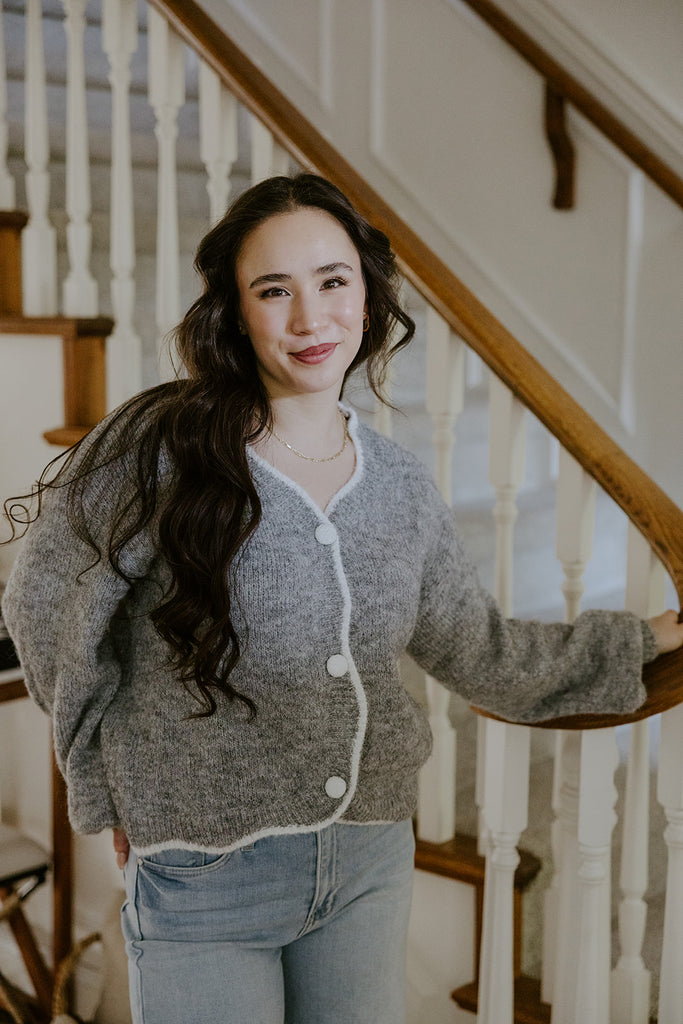 Scalloped Sweater With White Trim - Grey