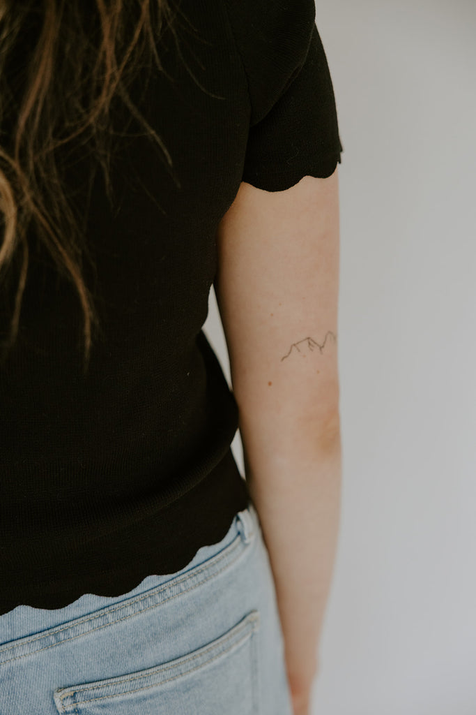 Scalloped Short Sleeve Cardigan - Black