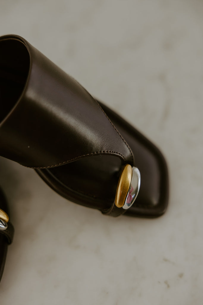 Euro Sandal With Toe Detail - Brown