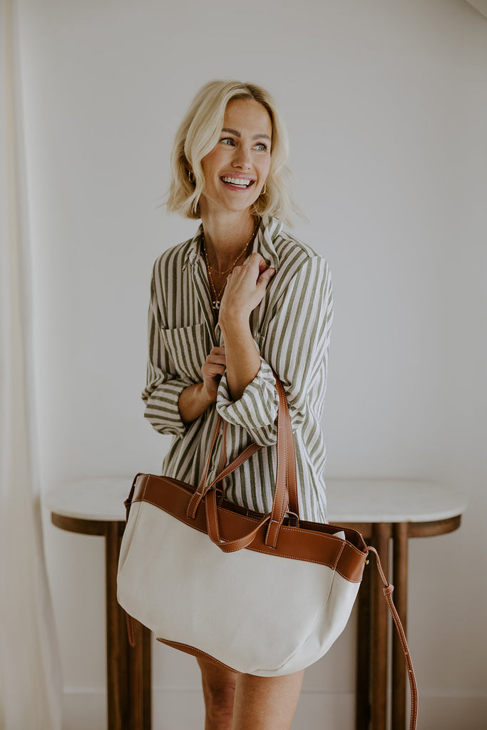 The Canvas Tote - Tan