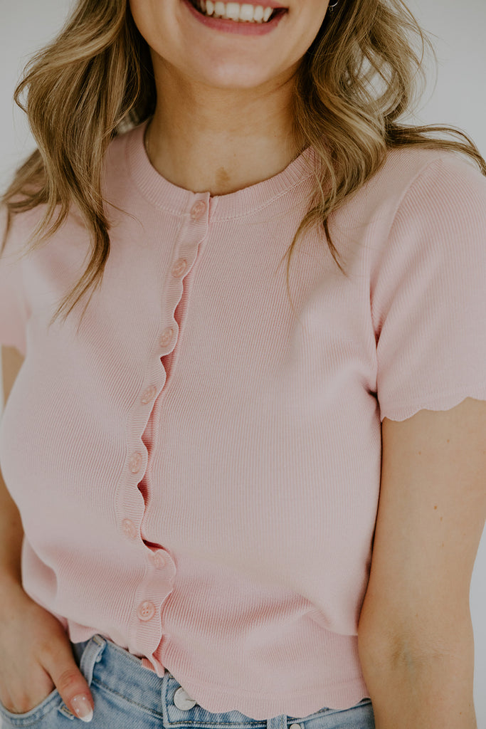 Scalloped Short Sleeve Cardi - Pink