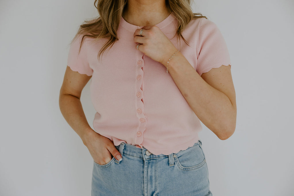 Scalloped Short Sleeve Cardi - Pink