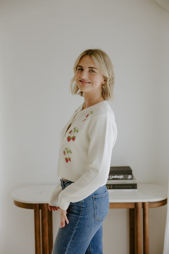 Strawberry Cardigan - Ivory