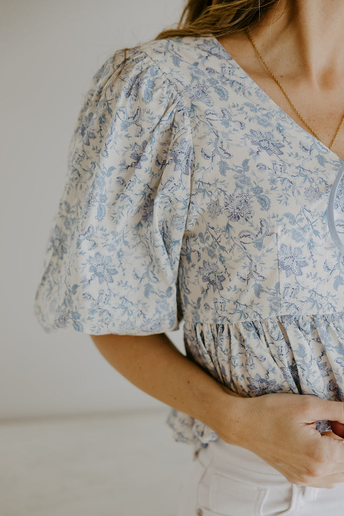 Puff Sleeve Front Tie Floral Top