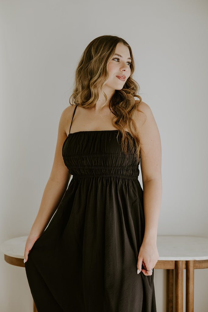 Lightweight Ruched Top Midi Dress - Black