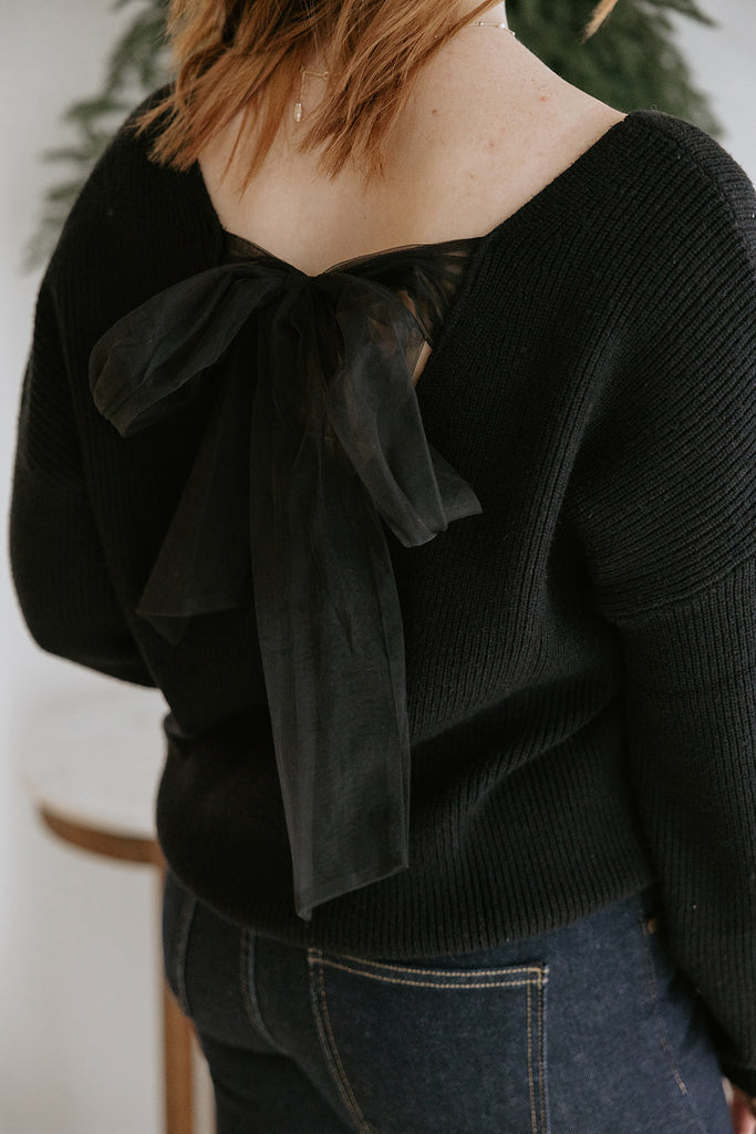 Back Bow V-Neck Sweater - Black