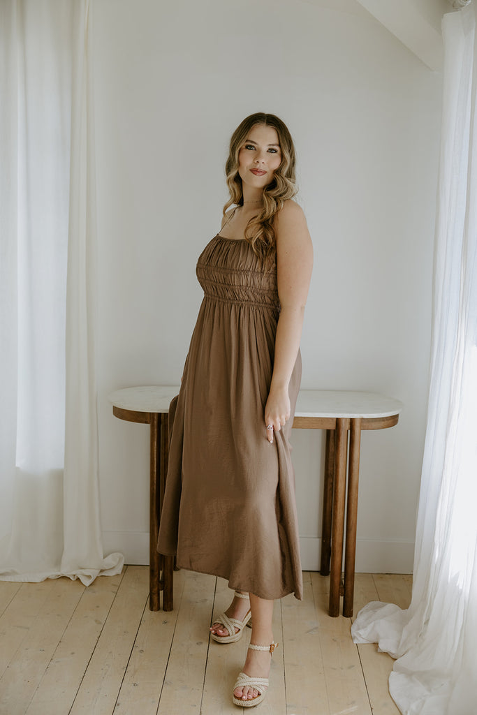 Lightweight Ruched Top Midi Dress - Mocha