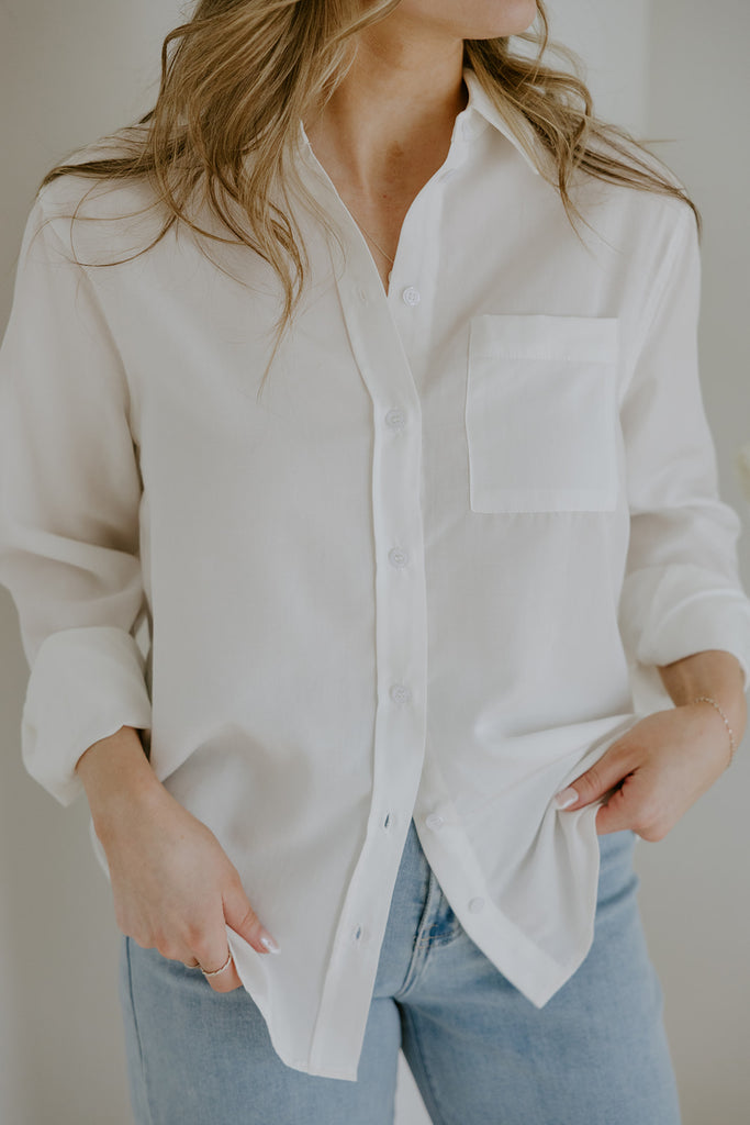 Classic Button up - White