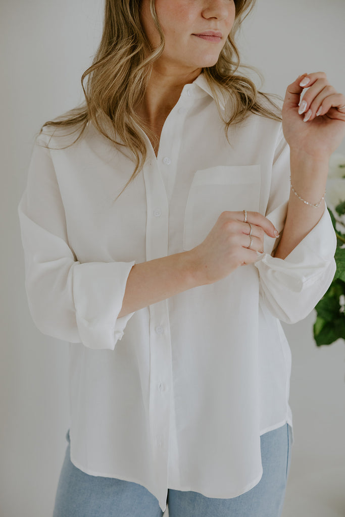 Classic Button up - White