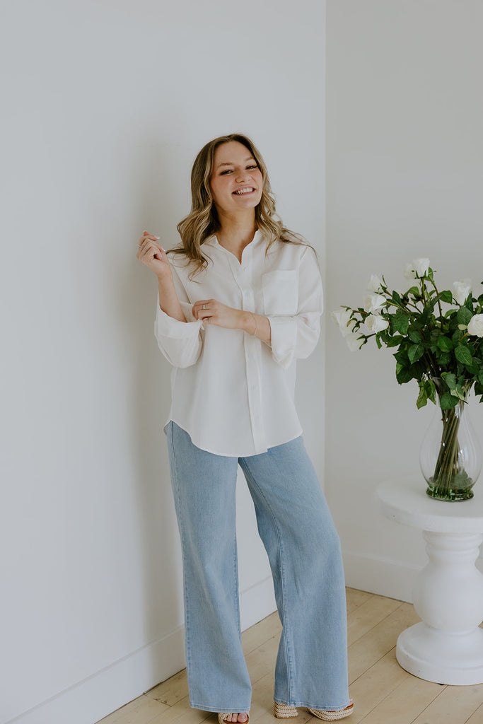 Classic Button up - White