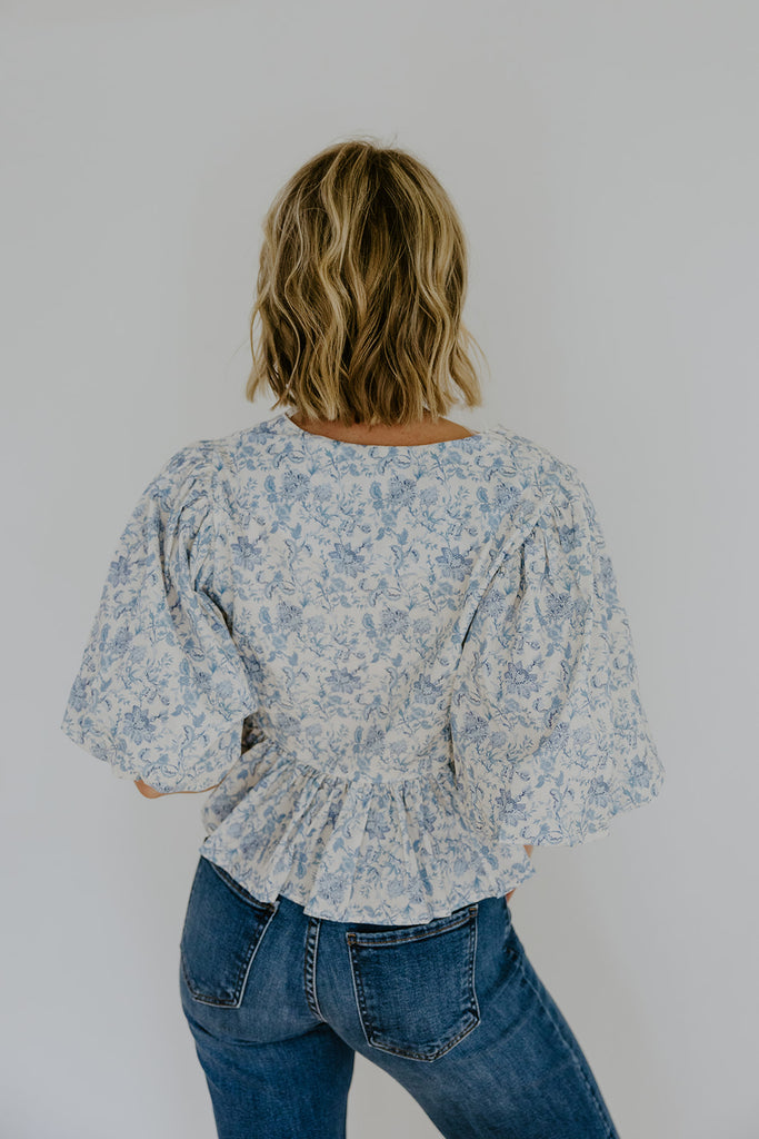 Puff Sleeve Front Tie Floral Top