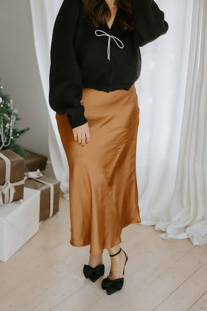 The Holiday Cardigan - Black