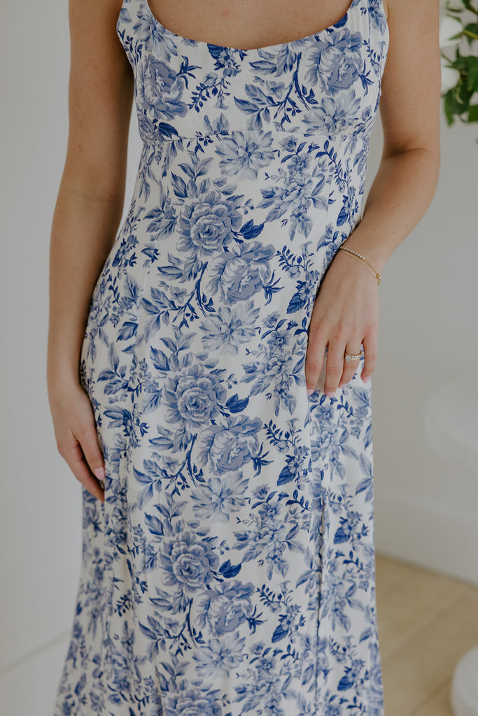 Scoop Neck Parisian Print Dress