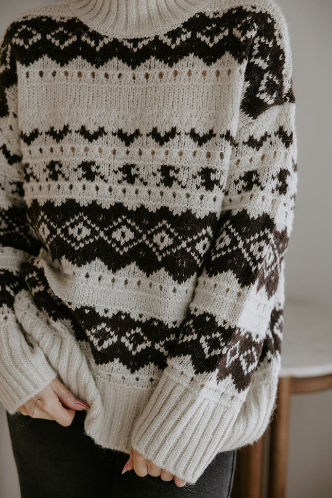 High Neck Winter Pullover - Torte