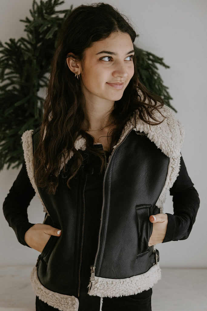 Shearling Faux Leather Vest - Black