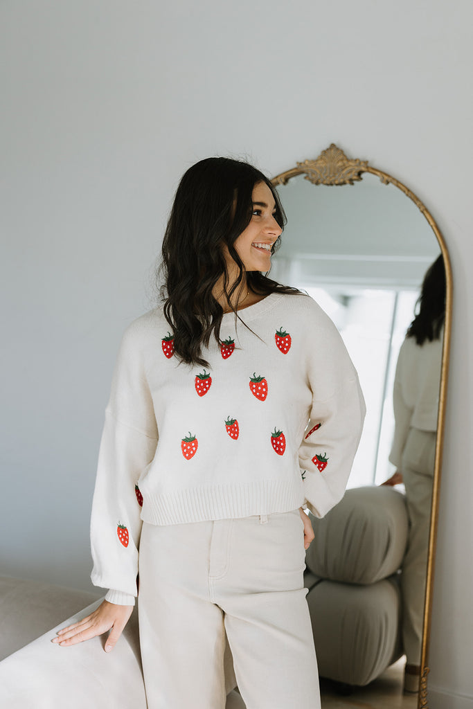 Sweater With Strawberries - Ivory
