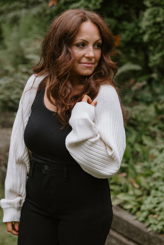 The Cropped Ballet Shrug - Cream