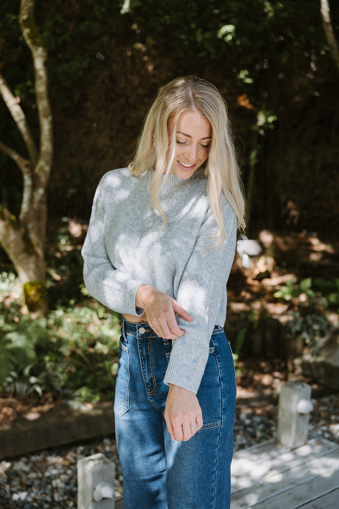 Cropped Crewneck Sweater - H.Grey