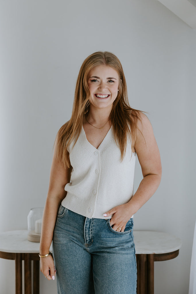 Lightweight V-Neck Knit Vest - Natural