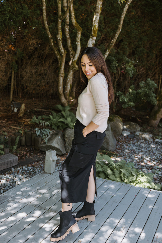 Cargo Pocket Nylon Skirt - Black