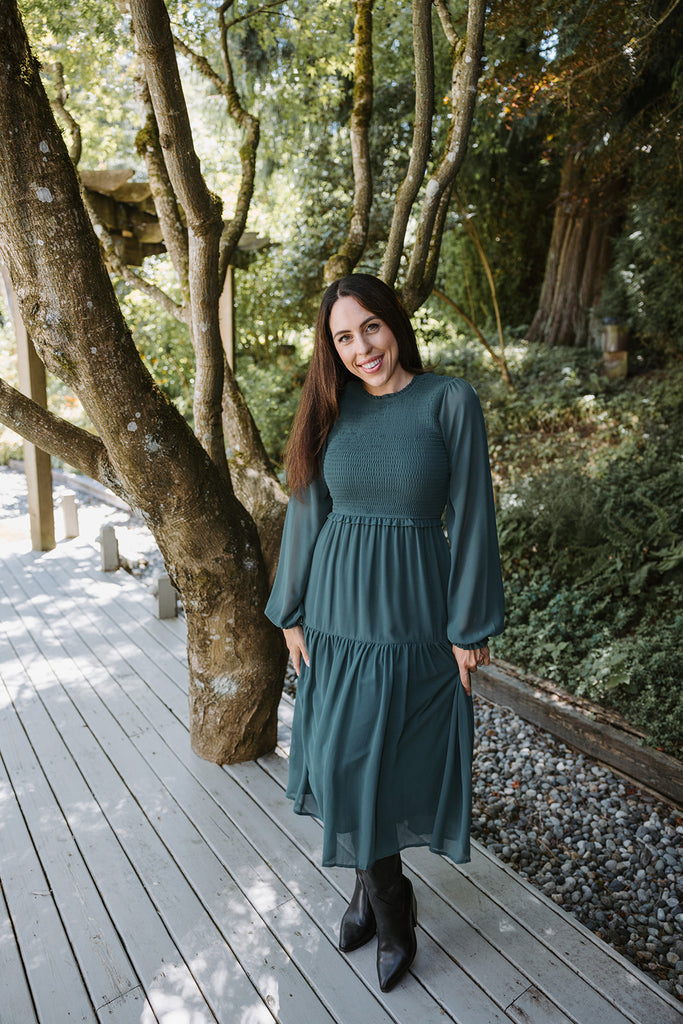 Smocked Midi Dress with Sleeve - Green