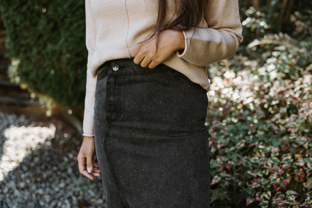 Side Slant Denim Skirt - Washed Black