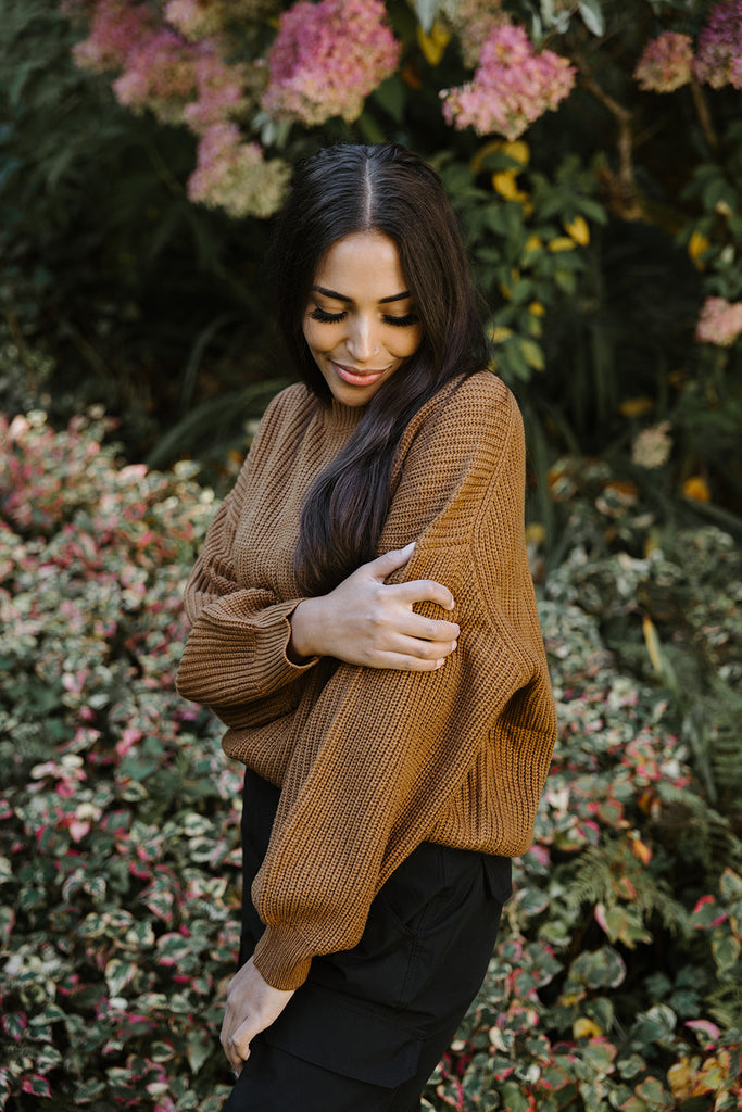 Knit Sweater - Classic Style - Cognac
