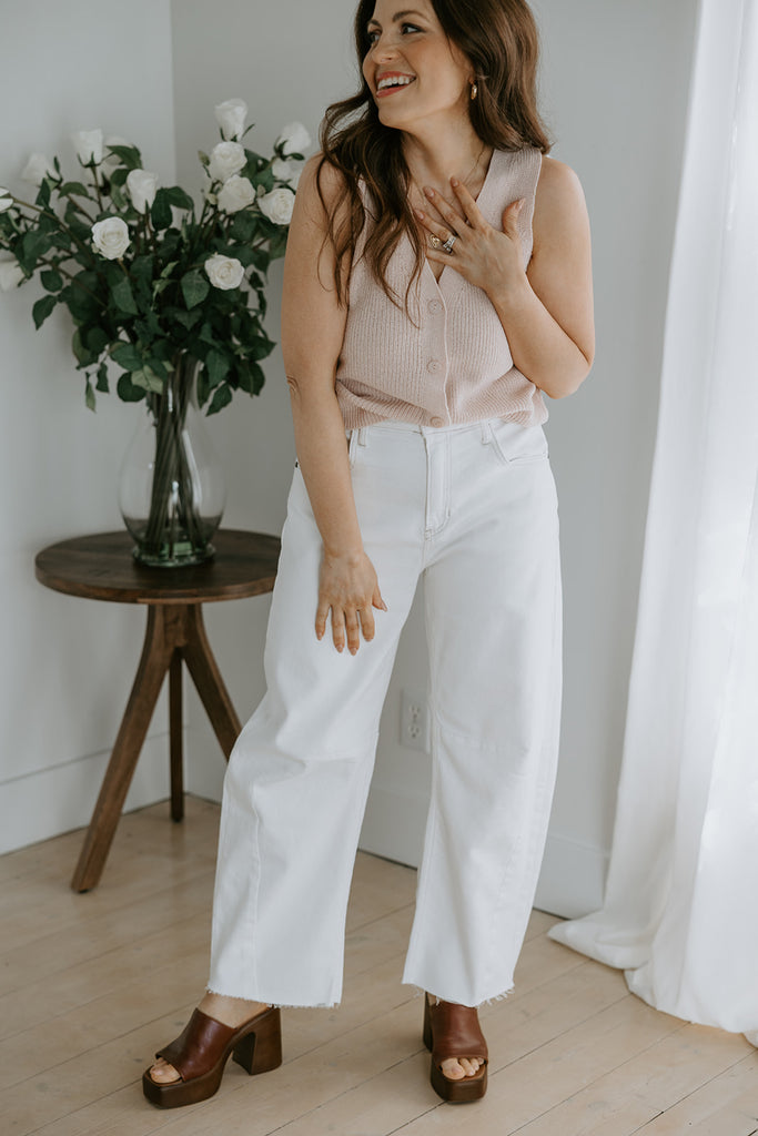 Lightweight V-Neck Knit Vest - Pink