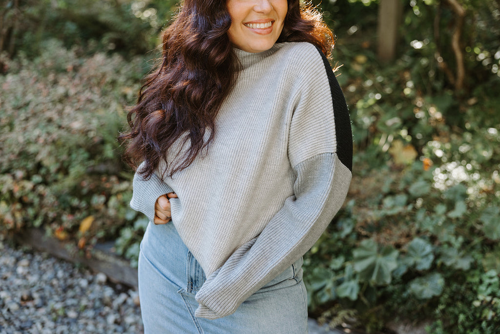 Colour Block Sweater - Grey