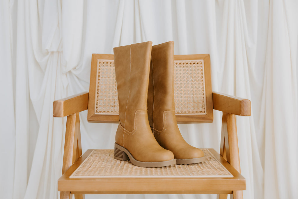 Square Toe Classic Boot - Cognac