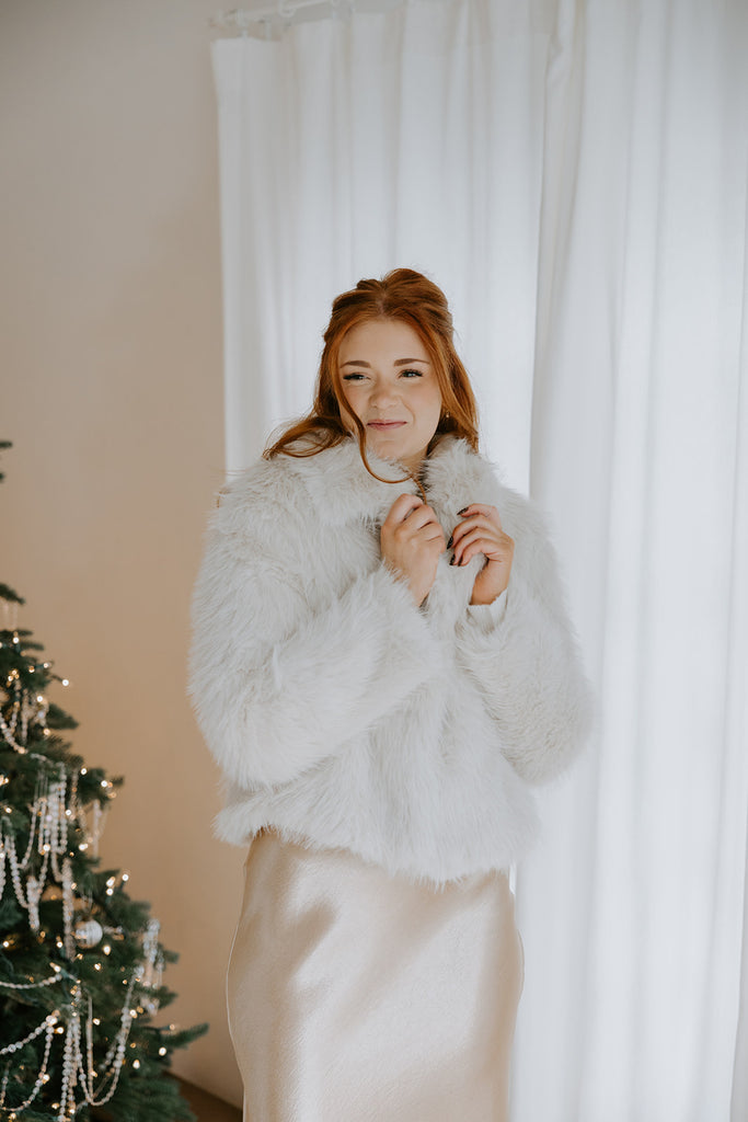 The Elevated Classic Faux Fur Jacket - Cream