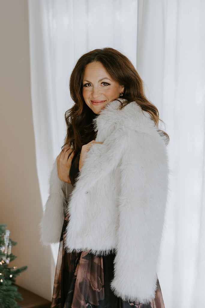 The Elevated Classic Faux Fur Jacket - Cream