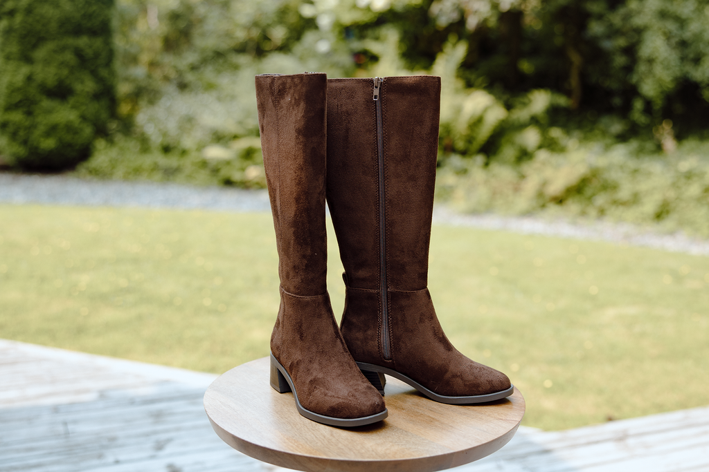 Classic Fall Suede Boot - Brown