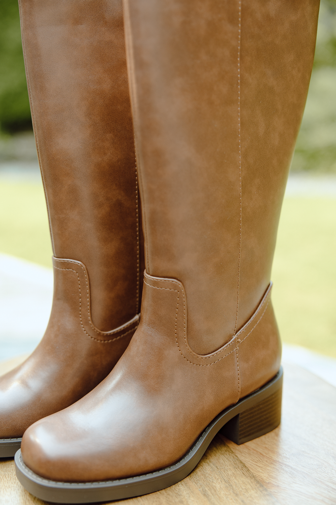 Square Toe Classic Boot - Brown