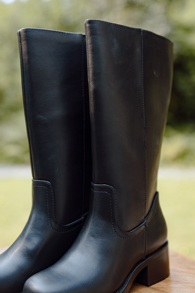 Square Toe Classic Boot - Black