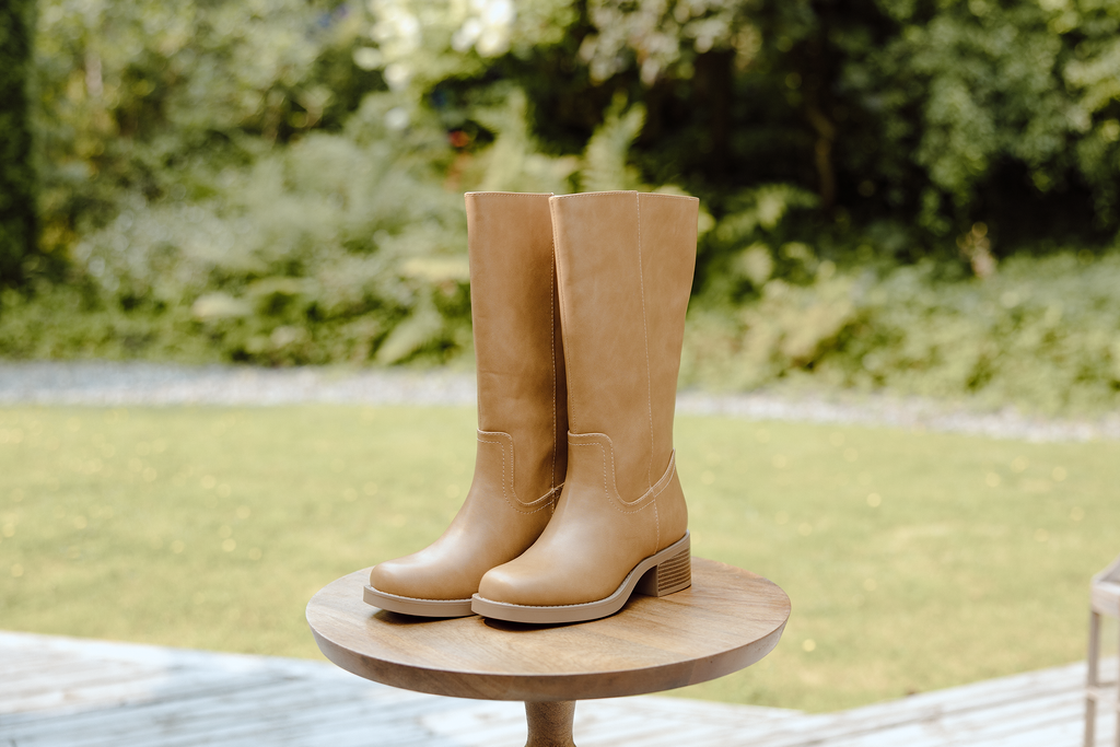 Square Toe Classic Boot - Tan