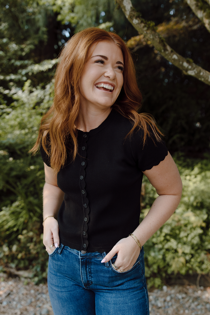 Scalloped Short Sleeve Cardigan - Black