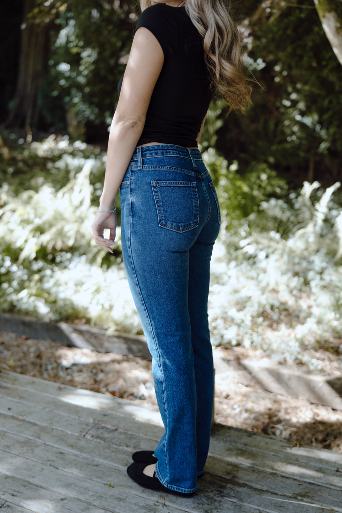 Stovepipe Straight - Dark Denim