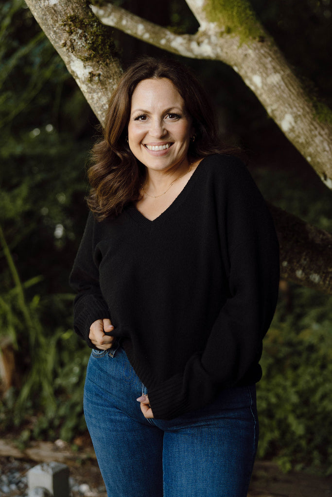 Classic V-Neck Sweater - Black
