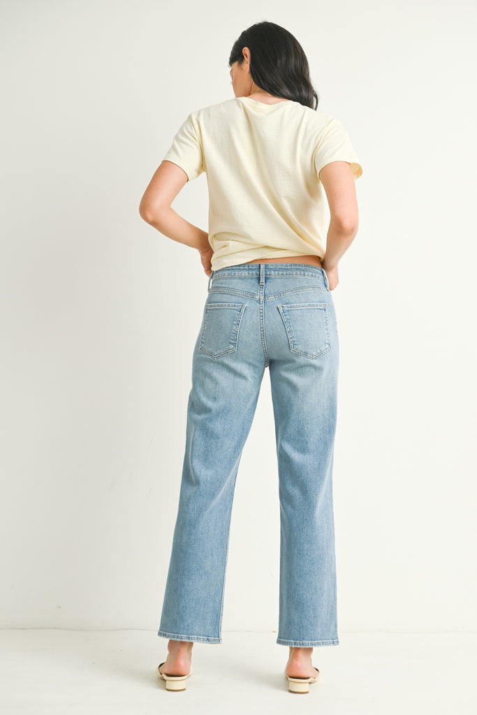 Stretchy Straight Denim - Light