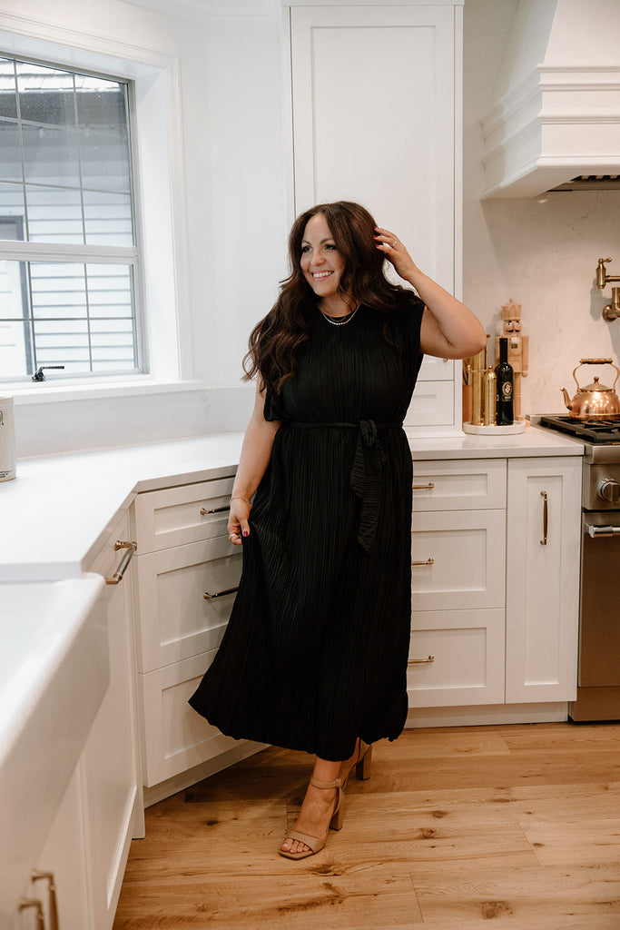 Pleated Midi Dress with Waist Tie - Blac