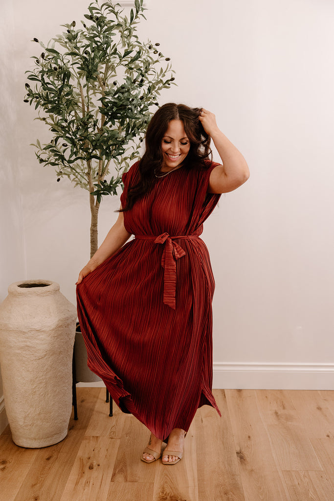 Pleated Midi Dress With Waist Tie - Berr