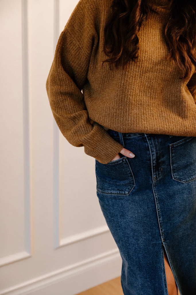Lightweight Mock Neck Sweater - Cognac