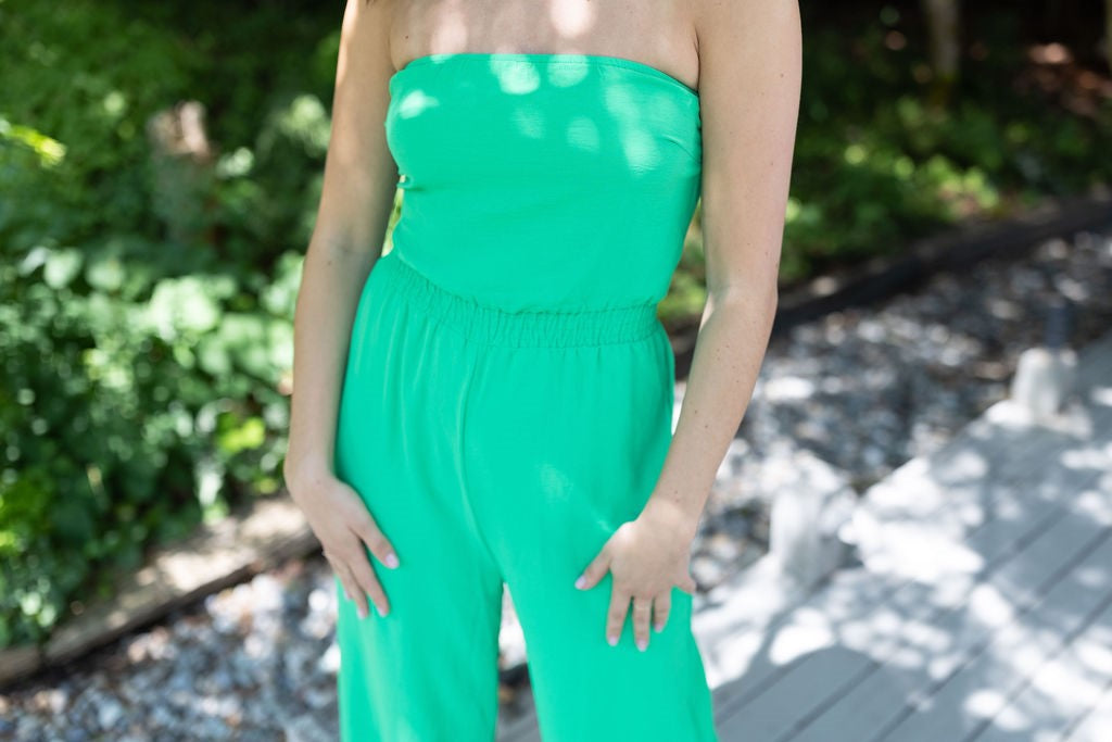 Sleeveless Jumpsuit with Back Tie: Green