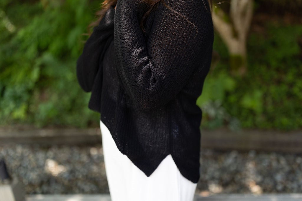 Lightweight Knit Sweater - Black
