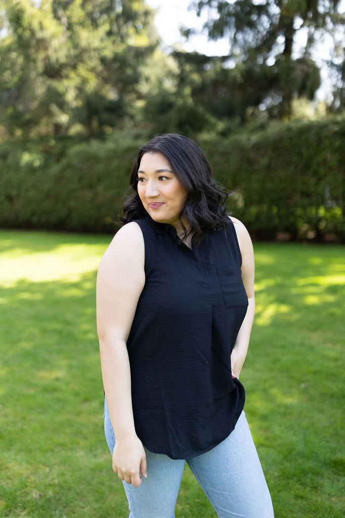 Sleeveless Collared Shirt - Black